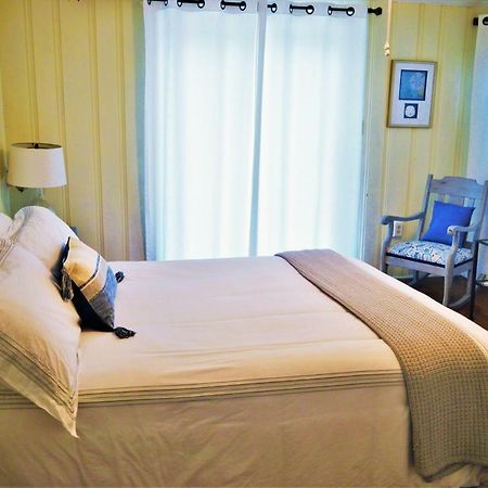 Meris Gardens B&B Бетани-Бич Экстерьер фото