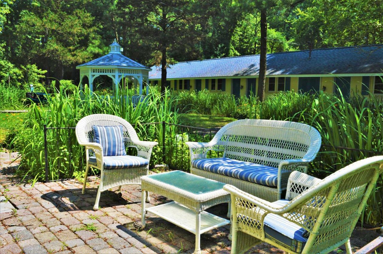 Meris Gardens B&B Бетани-Бич Экстерьер фото